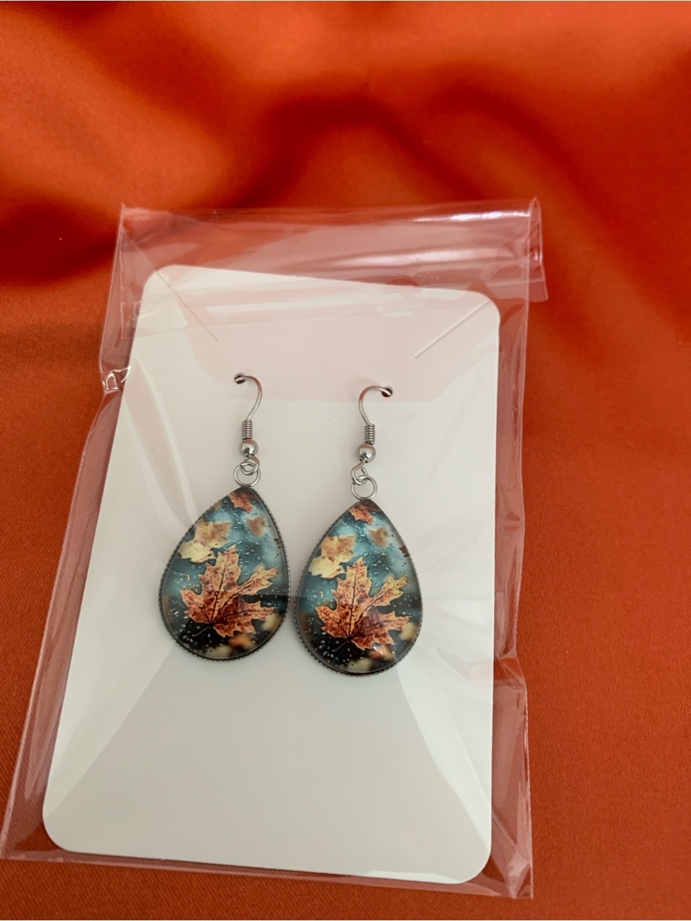 Teardrop Autumn Leaf Earrings - Picture 6 of 6